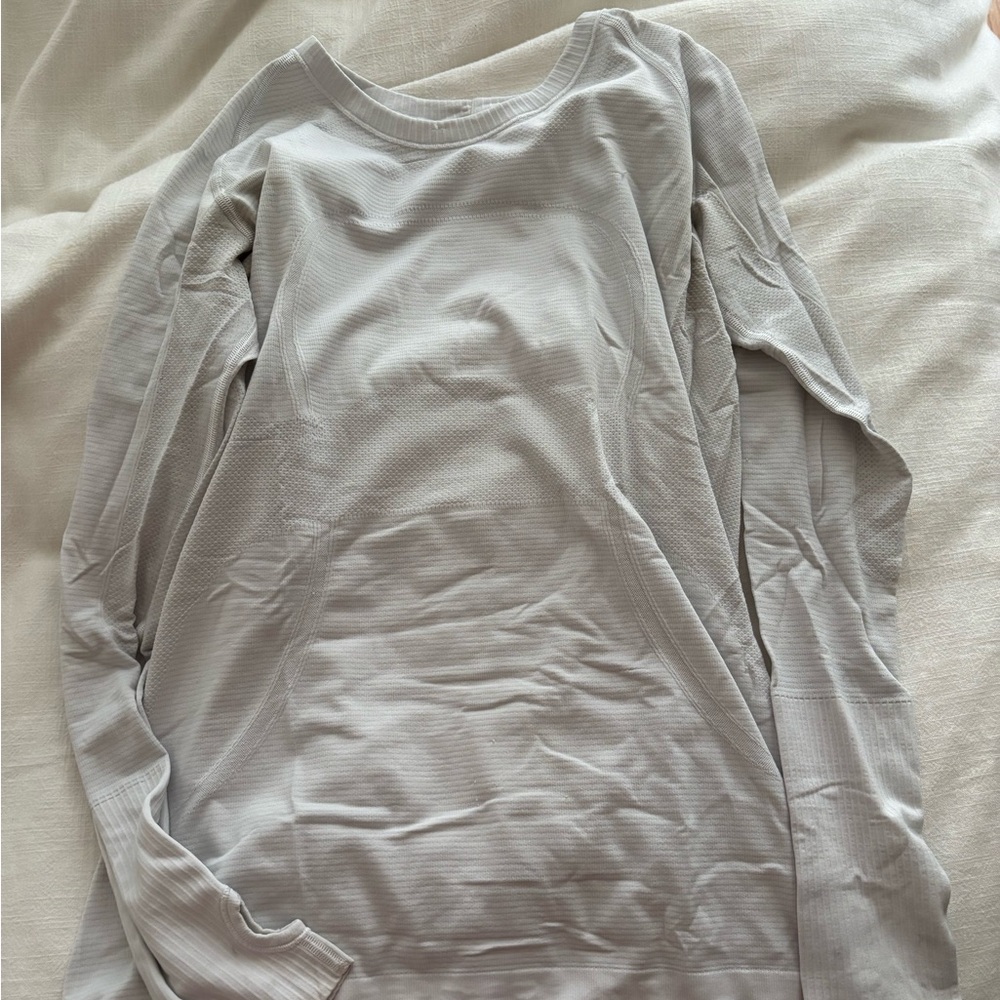 Lululemon Switly Tech